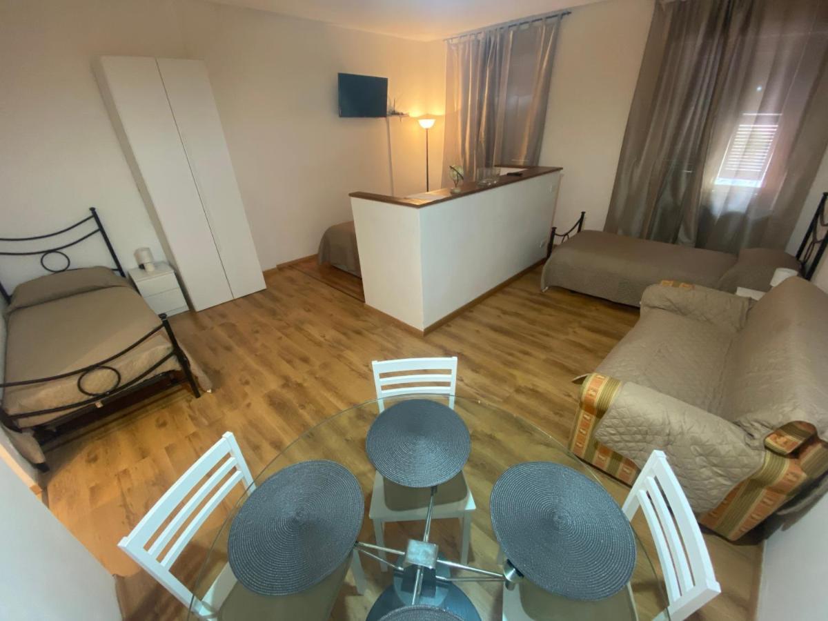 B&B Your Home Outlet 6 Serravalle Scrivia Dış mekan fotoğraf